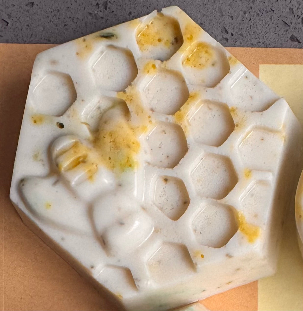 🍋 Lemon Zest & Sage Soap